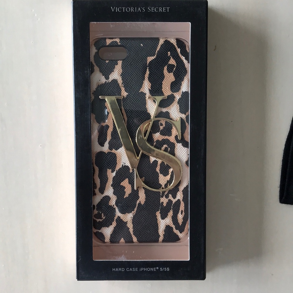 Victoria’s Secret cell phone case